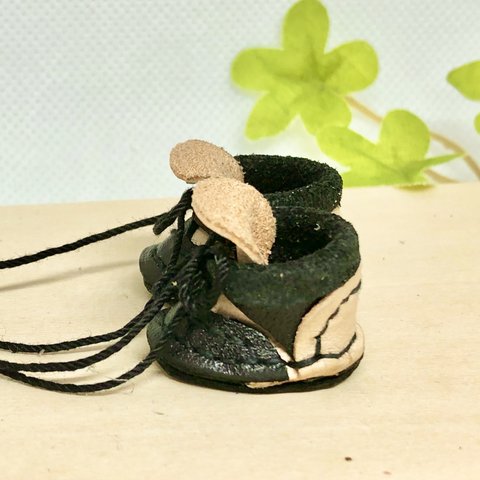  革細工  ぬい用折り返しきゅうりブーツ　一足　miniature boots.