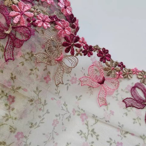 ラスト❣1.1m   リボン＆花柄 刺繍  チュールレース　ハンドメイド生地　はぎれ　