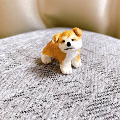 秋田犬　子犬　ミニチュア　犬　フィギュア　置物　オブジェ
