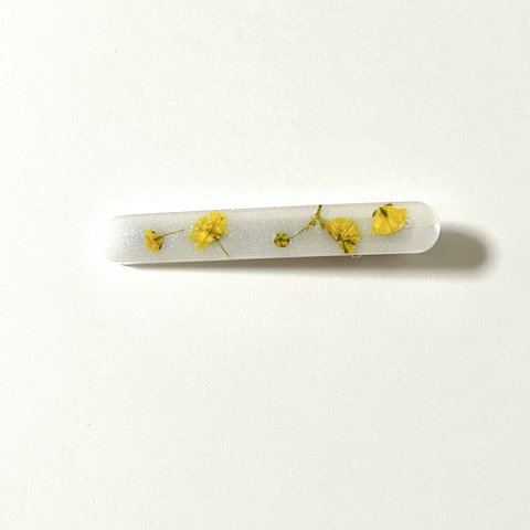 本物のお花ヘアクリップ　レジンアクセサリー