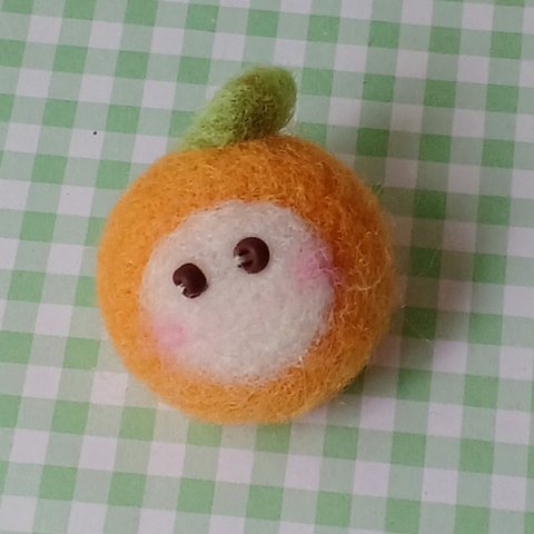 オレンジちゃん🍊のピンバッジ