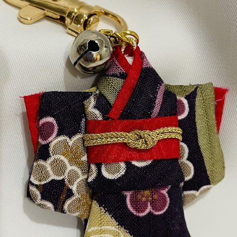 ハンドメイド　ミニ着物キーホルダー