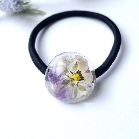 ヘアゴム 花 レジン ボタニカル ビオラ かすみ草 透明感 プチギフト本物の花 花氷 