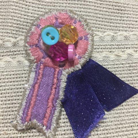 刺繍のロゼットぶろーち