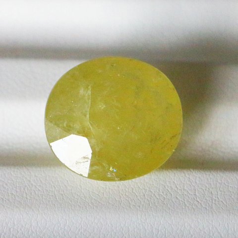 天然石＊イエローグリーンスフェーン　オーバル　ルース　21.8 ct