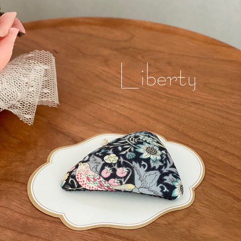 Liberty三角パッチンピン♡ Strawberry Thief