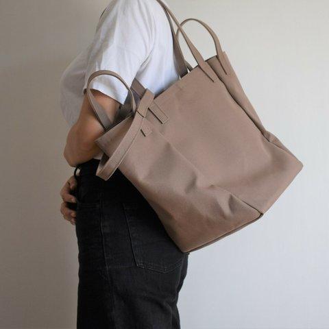 DROP SHOULDER TOTE BAG（マットブラウン）