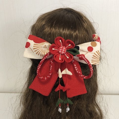 赤い小手鞠模様の梅リボンの髪飾りセット４（卒業式・袴・ちりめん細工）