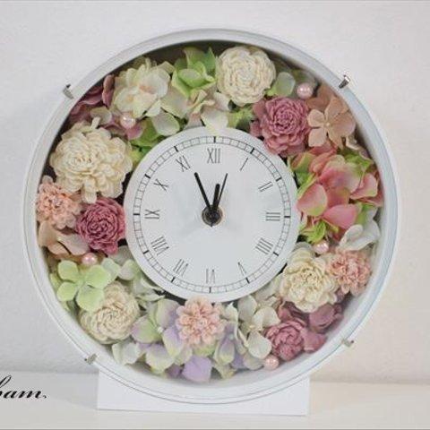 【受注制作】結婚祝い　母の日に　花時計　ピンク・グリーン系グラデーション　フラワー時計
