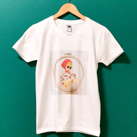 刺繍プリントTシャツ『負けない赤ずきんができるまで』