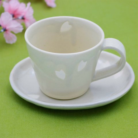 桜の花びら　カップ＆ソーサー（グレー）　12AM-03.07G