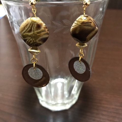 ピアス