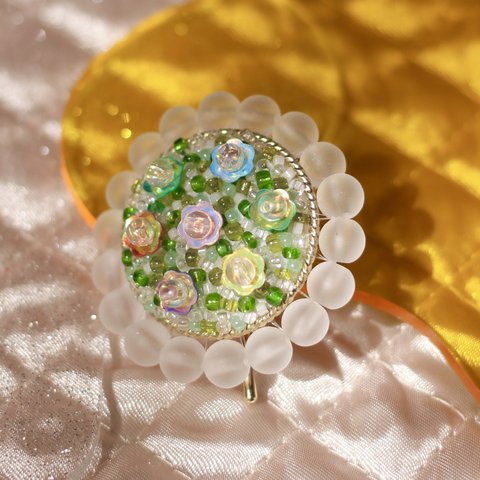 ビーズ刺繍_スパンコール_お花畑_ポニーフック