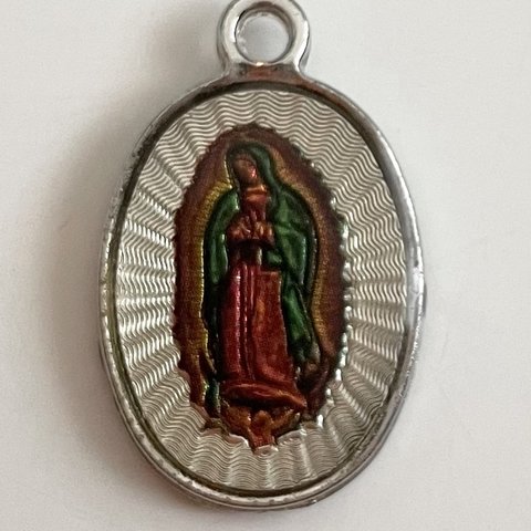グアダルーペの聖母マリアチャーム