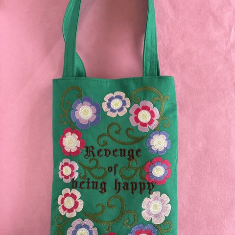 ゴシック風お花刺繍のトートバッグ