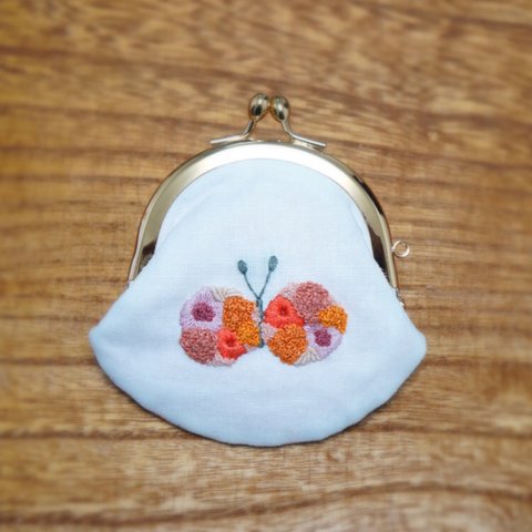 刺繍がま口 ✢︎ 花ちょうちょ ✢︎ 1