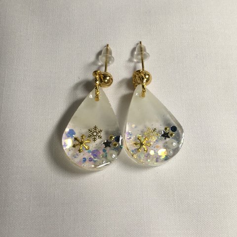 《春夏秋冬》冬ピアス