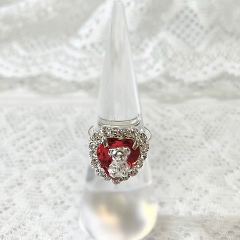 Heart red bear ring