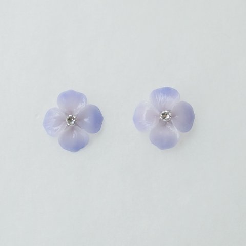 紫陽花のピアス・B（パープル）(期間限定価格)