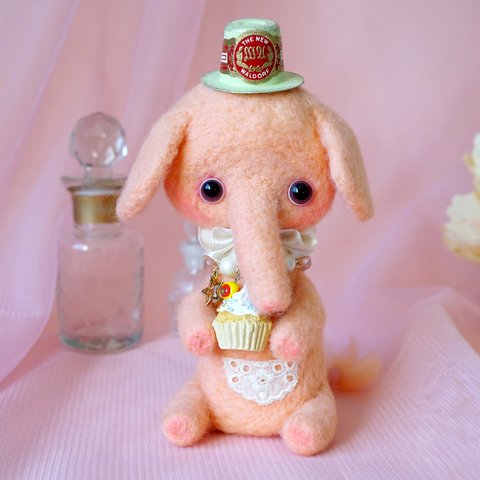 羊毛ドール大　ゾウ Wool doll large elephant