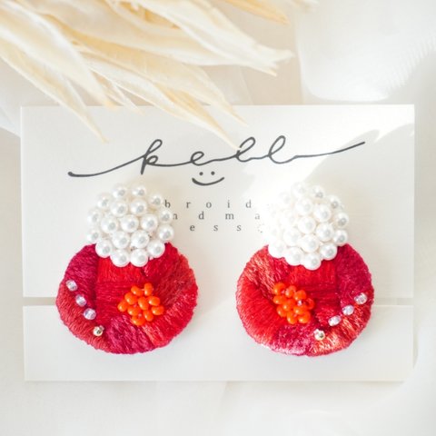 【 fizz 】red / 刺繍ピアス( イヤリング )