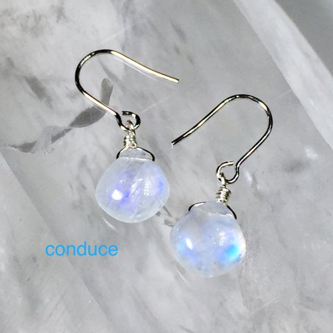 White Labradorite.天然石ホワイトラブラドライトピアス