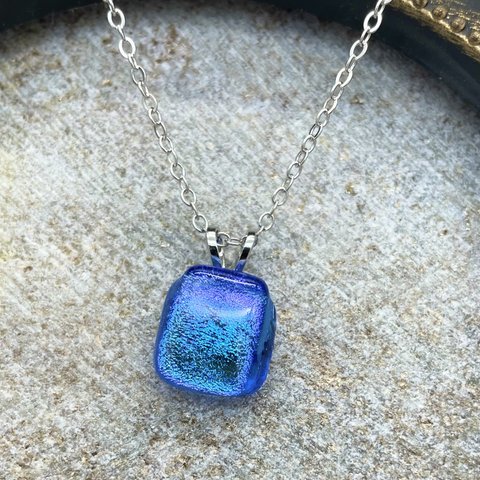 Dichroic glass necklace　#47