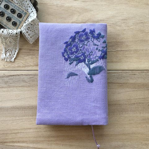 刺繍ブックカバー｜六月の雨｜