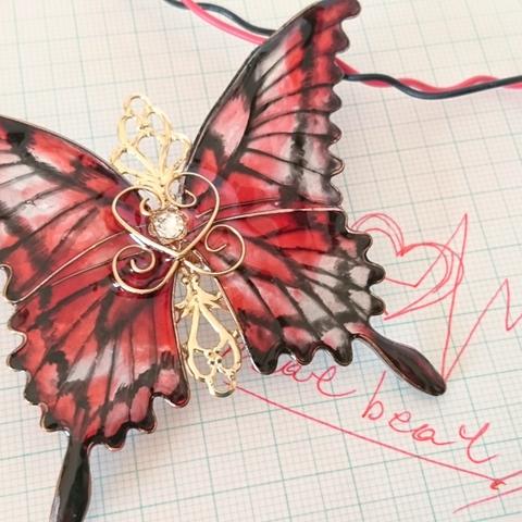 命の蝶のバレッタ　～heart beat〜（hair ornaments of「life of butterfly」〜heart beat〜）.