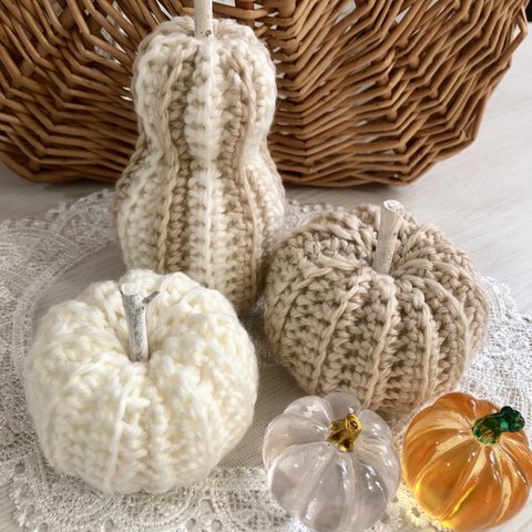 ピーナッツかぼちゃの編みぐるみ