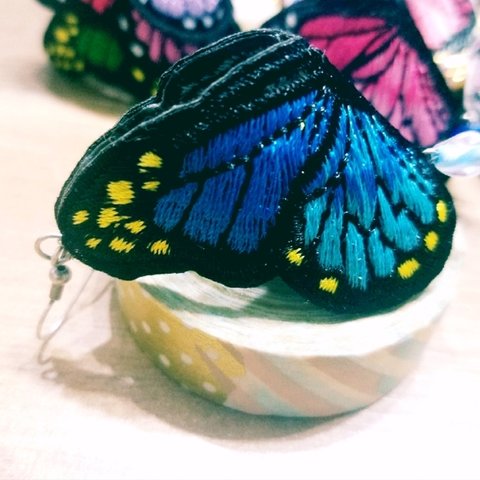 蝶々の彩♡ブルーサファイヤの欠片♡