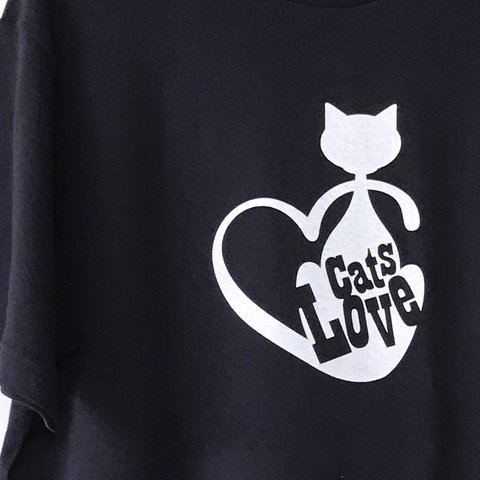 「Cats Love」 Tshirt （L） ネイビー　ホワイトプリント