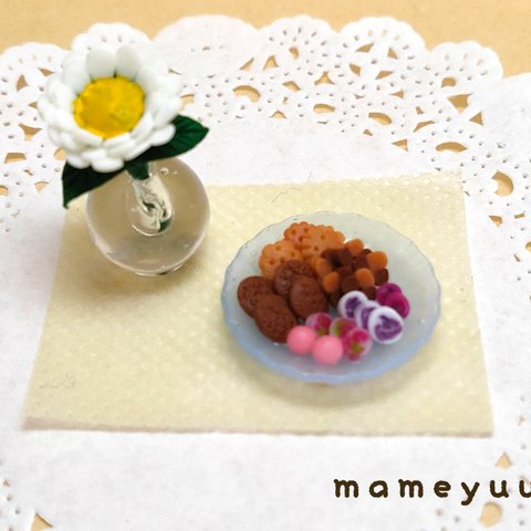 ミニチュア 一輪挿しとお菓子のセット④