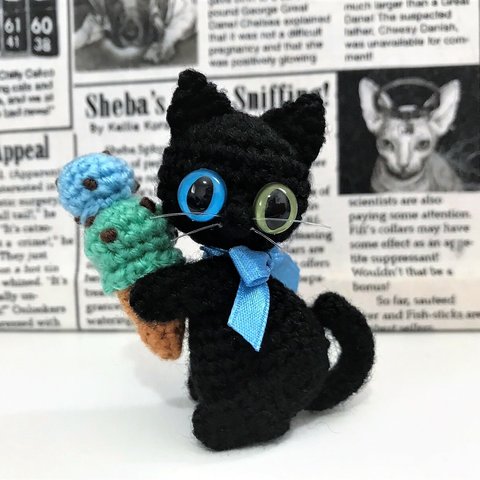 オッドアイ黒猫のチョコミントアイス🍃*あみぐるみ♡キーホルダー・ストラップ・ボールチェーン