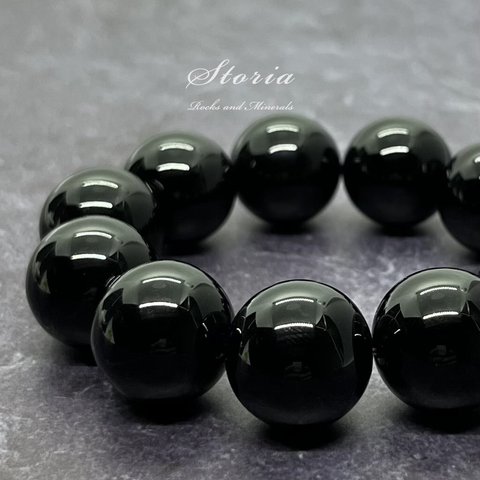 18mm ウルグアイ産 ブラックオニキス（黒瑪瑙）ブレスレット