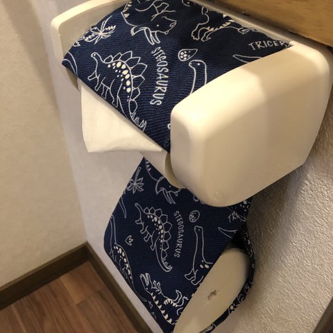 恐竜のトイレットペーパーホルダー