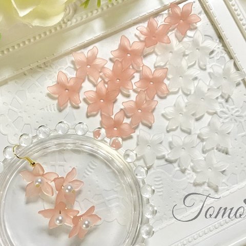 ★増量しました★【2色30個入り】花びら  シーグラス  すりガラス  アクリルパーツ 22mm♡ #30201