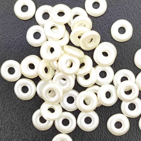 直径4ｍｍ　O beads🄬A　パステルライトクリーム　3ｇ　ALOBES