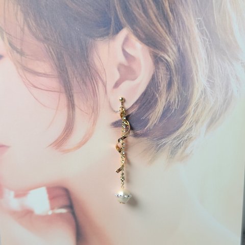 sale~Swing Plnet earrings 【イヤリング】