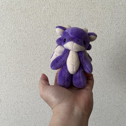 手のりドラゴンのぬいぐるみ（パープル）