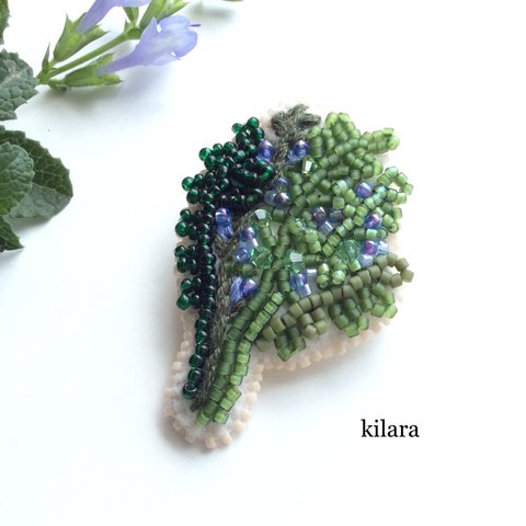 salvia〜サルビア✧ビーズ刺繍ブローチ