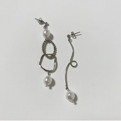 silver × Perl  pierce
