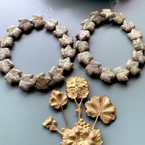 【1連15コセット】JIRI＊IVANA#czech beads#チェコビーズmaple leaf13㍉　luster khaki picasso