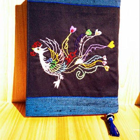 手刺繍ブックカバー《鳳凰》