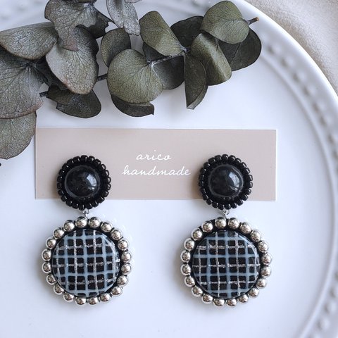 【送料無料】art black × silver pierce/earring 【刺繍ピアス】【刺繍イヤリング】【ビーズ】【ビーズ刺繍】