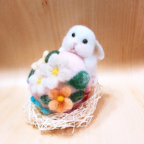 Rabbit & Flower egg