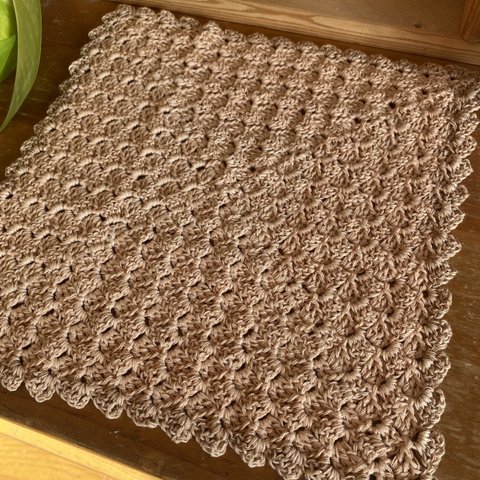 手編みのハンカチ