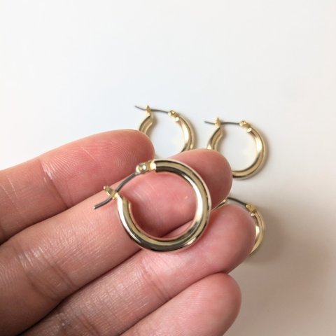 チタンピアス　チャンキーフープ