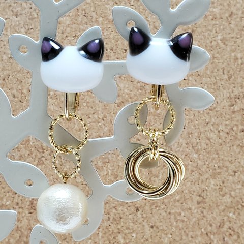 ハチワレ フェイス...♪*ﾟ ピアス/イヤリング