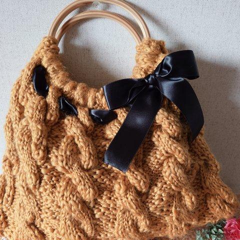 毛糸で編んだハンドバッグ＜送料無料＞